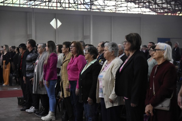 Pioneiros beltronenses e bebês nascidos em 2022 recebem homenagens