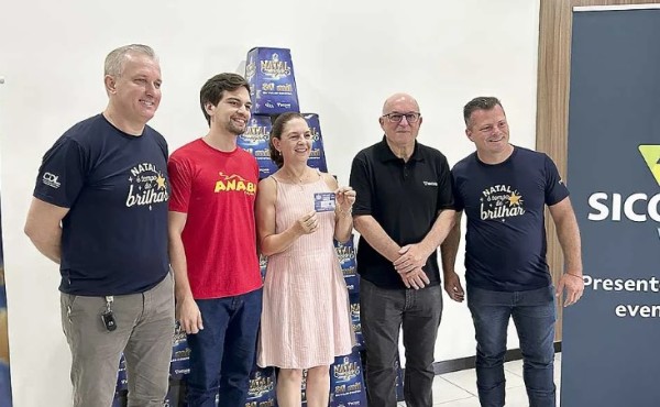 Ana Beatriz Balestro é a ganhadora dos R$ 45 mil do Natal Mágico