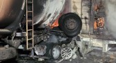 Duas pessoas morrem carbonizadas após engavetamento na BR-277