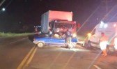 Colisão entre carro e caminhão deixa um ferido na PR-180