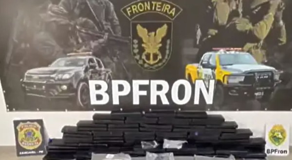 Abordagem na BR-277 termina com apreensão de mais de 112 quilos de maconha