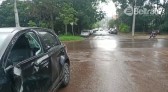 Acidente entre moto e carro é registrado no Vila Nova