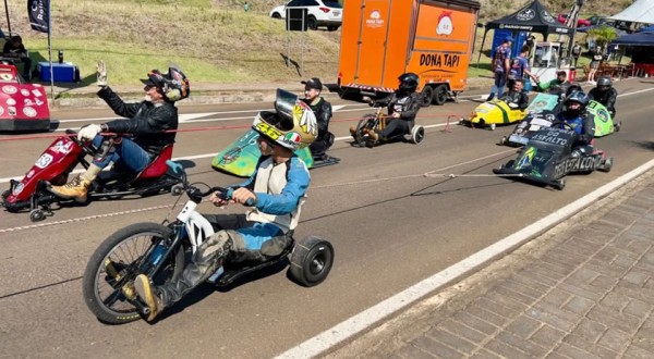 Pilotos de Beltrão dominam o pódio na etapa de rolimã e trikes