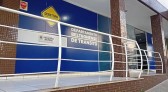 Debetran orienta idosos sobre credencial e benefício no estacionamento rotativo