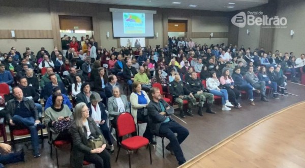Presidente da Amsop destaca proteção de nascentes em audiência pública sobre água
