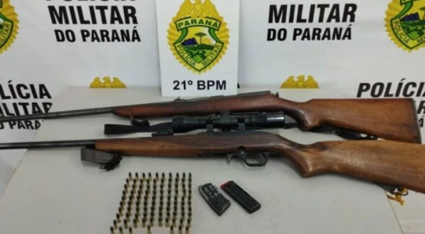 Dois homens são presos após serem flagrados com armas de fogo ilegais e munições