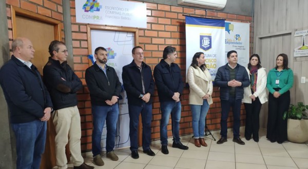 Beltrão inaugura Escritório de Compras Públicas