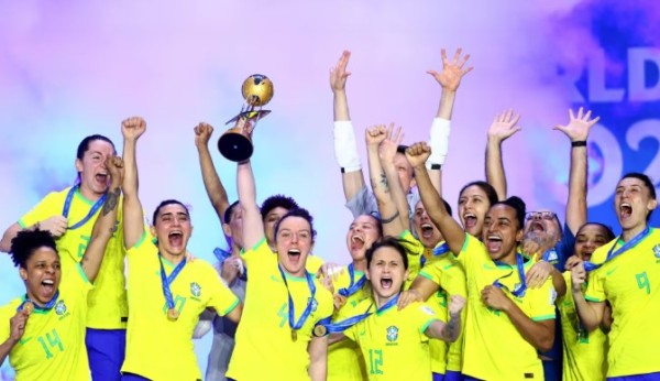 Brasil é campeão da 1ª Copa do Mundo Feminina
