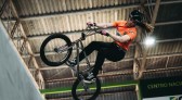 Cresol Base reúne estrelas do BMX na etapa de estreia em Maringá