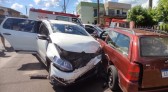 Colisão envolvendo três veículos deixa feridos na Cidade Norte