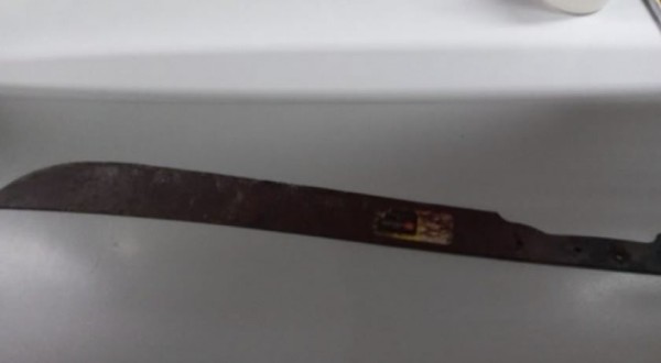 Homem fica gravemente ferido após tentativa de homicídio com facão