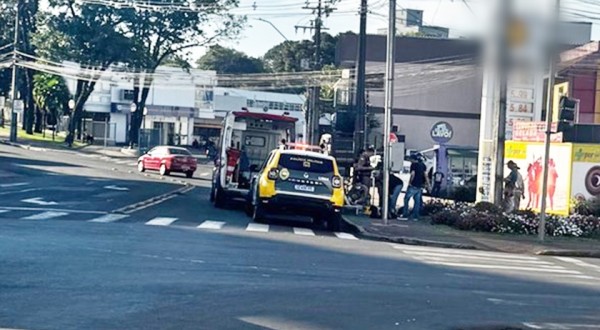Acidente entre moto e bicicleta deixa dois feridos