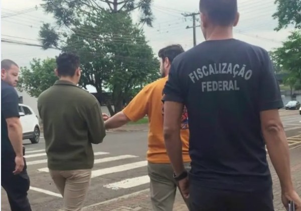 Homem é preso por falsidade ideológica ao tentar obter registro de educador físico