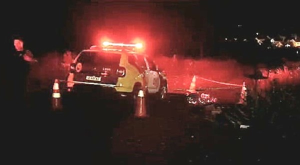 Homem é morto ao tentar atacar guarnição policial com um machado