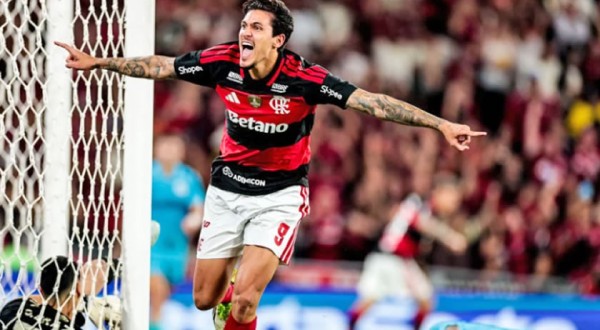Flamengo reage no segundo tempo e vira sobre o Santos no Maracanã em domingo de Páscoa