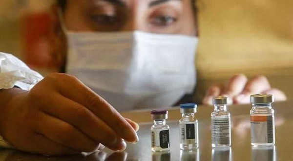 Vacinação de adolescentes já começou em sete capitais do Brasil