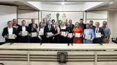 Prefeito, vice-prefeita e vereadores eleitos são diplomados pela Justiça Eleitoral