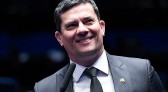 Por unanimidade, TSE rejeita recursos e mantém mandato do senador
