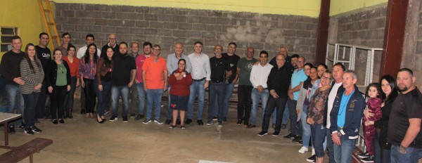 Prefeito Cleber se reúne com lideranças comunitárias
