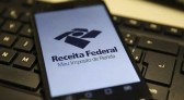 Receita paga hoje lote residual de restituição do Imposto de Renda