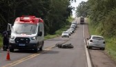 Homem fica gravemente ferido após colisão entre moto e carro na PR-281