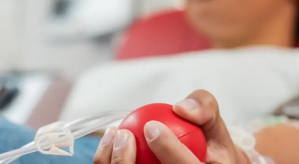 Município aprova lei que permite converter multas leves em doação de sangue e medula óssea