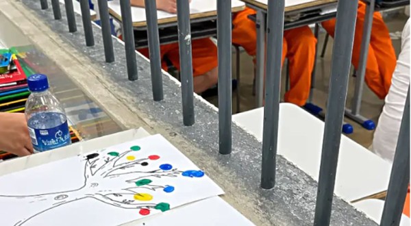 Penitenciária recebe oficinas de arte e prevenção à violência