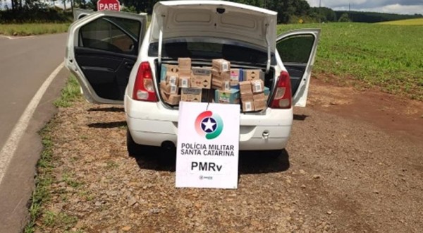 PMRv flagra veículo com R$ 18 mil em desodorantes em Campo Erê