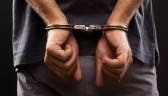 Homem é preso pela ROCAM com mandado de prisão em aberto no bairro Pinheirinho