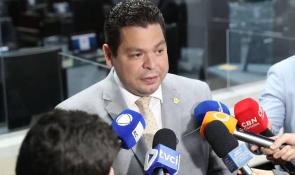 CNH Social e Regulariza Paraná são aprovados na Alep e vão beneficiar milhares de paranaenses, destaca deputado