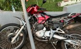 Homem sofre suspeita de fratura na perna após colisão entre carro e moto no bairro Guanabara