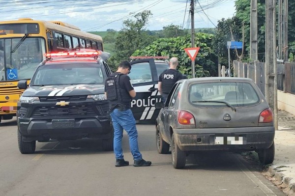 Homem é preso por receptação, e veículo furtado é recuperado