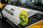 Polícia recupera veículo furtado e prende duas pessoas