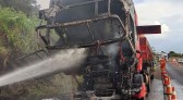 Incêndio destrói cabine de carreta na BR-163