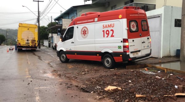 Trabalhador fica ferido ao cair de uma construção em Beltrão