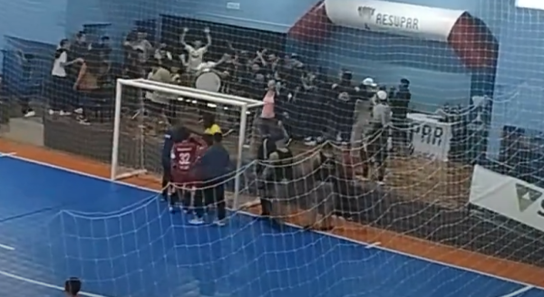 Prefeito de Flor da Serra do Sul e torcida são acusados de ataque verbal a goleiro de apenas 11 anos na final da JIMSOP’S