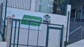 Aluno é impedido de ir ao banheiro por zeladora e acaba urinando nas calças