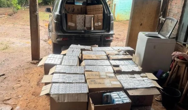 Homem é preso com carga de cigarros contrabandeados