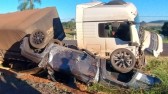 Acidente entre caminhão e caminhonete é registrado na BR-280 em Marmeleiro