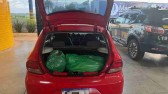 PRF flagra motoristas transportando mais de 120kg de drogas, no Paraná