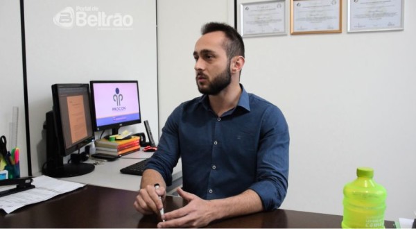 Operação do Procon deve fiscalizar vitrines das lojas de Beltrão