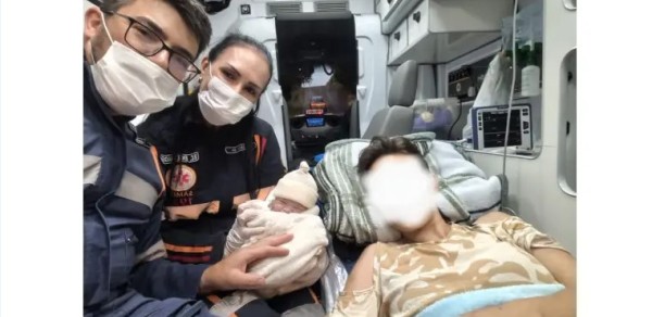 SAMU é acionado para atender parto de emergência em residência