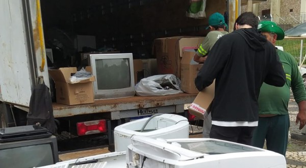 Campanha de coleta de eletroeletrônicos arrecada quase 2 toneladas