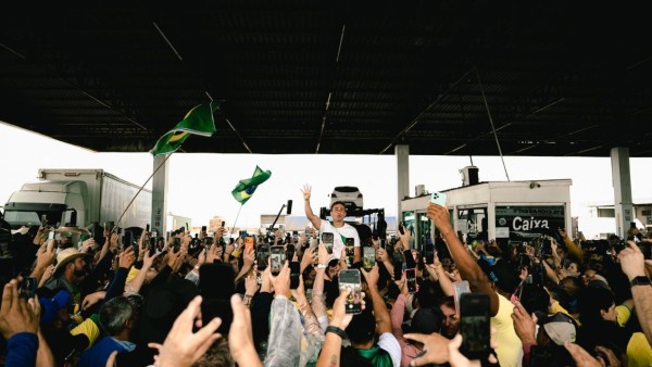 Nikolas Ferreira diz que caminhada até Brasília é “ato de amor ao Brasil”