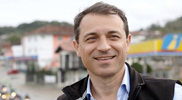 Carlos Moisés é absolvido no tribunal e volta ao cargo de governador de Santa Catarina