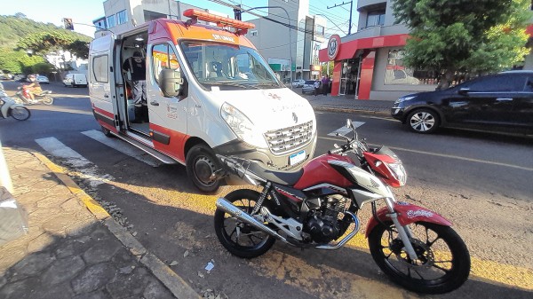 Colisão entre carro e moto é registrada na União da Vitória
