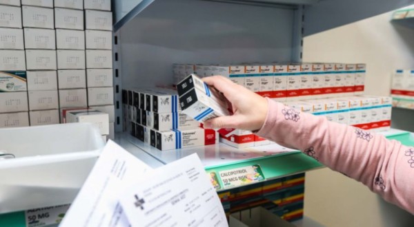 Medicamentos de alto custo são fornecidos gratuitamente pelo SUS no Paraná