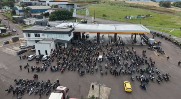 1º Passeio Motociclístico do 3º BPM reúne centenas de motociclistas
