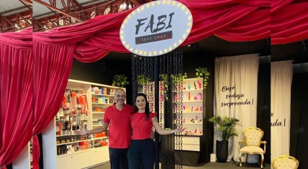 Loja de sexy shop descontrói barreiras ao expor seus produtos na Expofeira Mulher 2023
