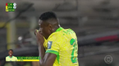 Com gols de atacantes do Botafogo, Brasil vira sobre o Chile em Santiago